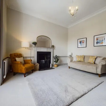 Apartament Stylish & Modern 2 Bedroom - Stockbridge.