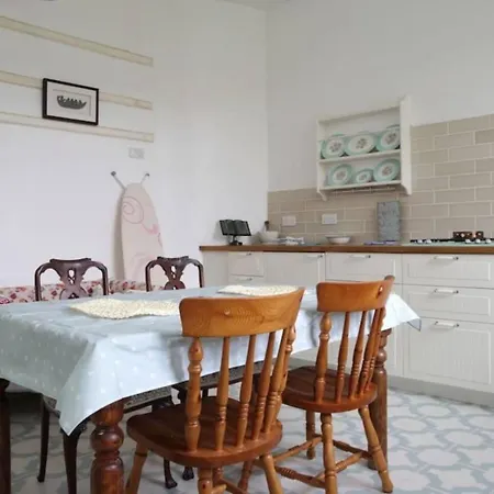 Spacious 4bd Terraced Flat - Old Town Διαμέρισμα Εδιμβούργο