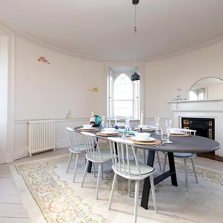 Joivy Observatory Unique House On Calton Hill Holiday home