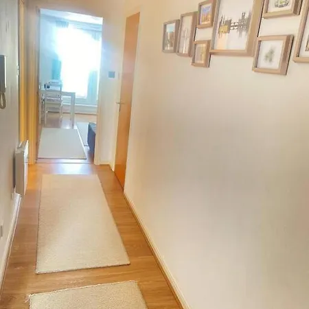 Bright Modern Daire *