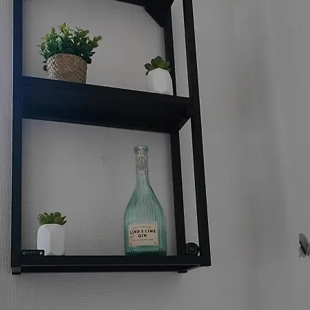 The Butterfly Apartment, Εδιμβούργο