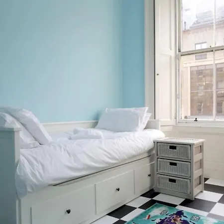 Apartment Spacious 4bd Terraced Flat - Old Town