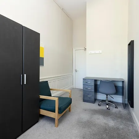 Apartment Altido 11 Bedroom Flat In The Centre Edinburgh