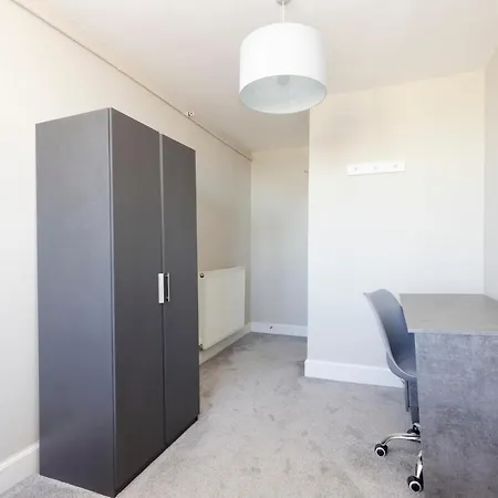 Altido 11 Bedroom Flat In The Centre * Edinburgh