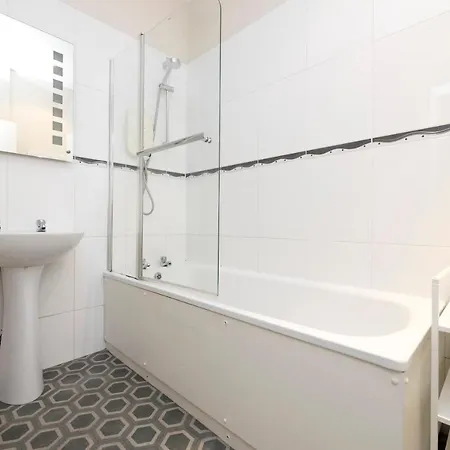 아파트 Altido 11 Bedroom Flat In The Centre *