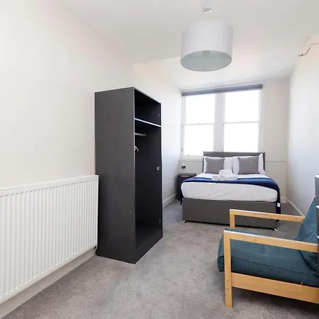 Altido 11 Bedroom Flat In The Centre Apartment *