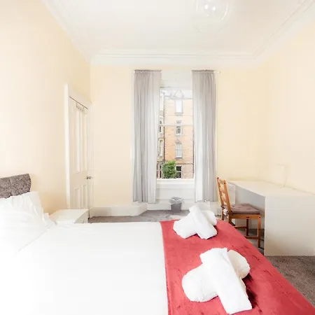 Specious Retreat With Famous Park Views * Edynburg