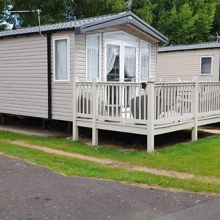 Belfry 2 - Luxury Spacious Family Caravan Kemping