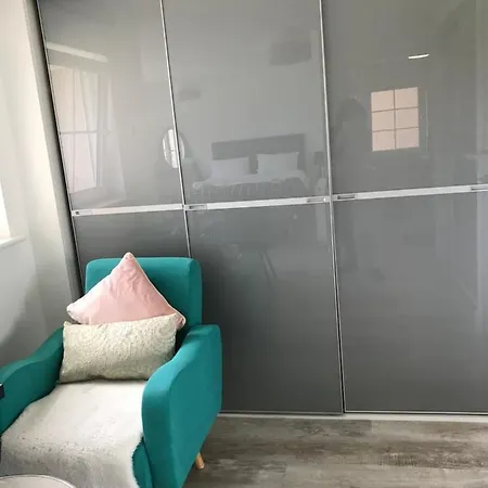 Pensjonat Large En Bedroom With One Double Bed No Breakfast Provided 3*