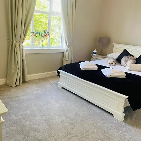 Vila Gorgeous Family 15 Mins From Centre *