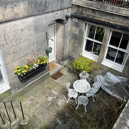 Apartamento Fantastic 3 Double Bedrooms 2 Bathrooms Garden Sleeps 6 Edimburgo