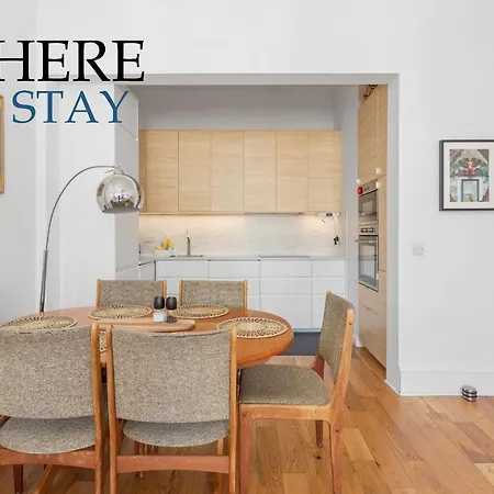 Lovely 3 Bedroom Easter Road Apartament *