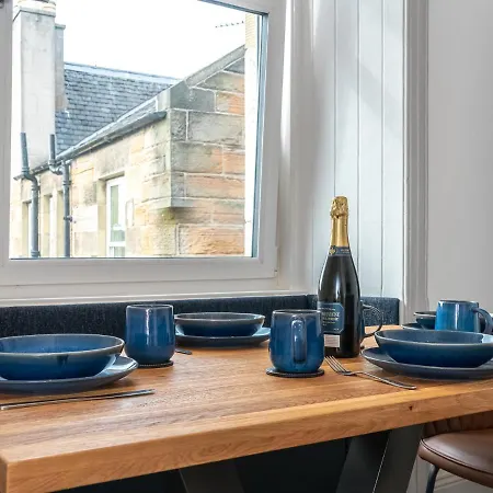 Apartment Pass The Keys Luxury Top Floor 2 Bedroom *
