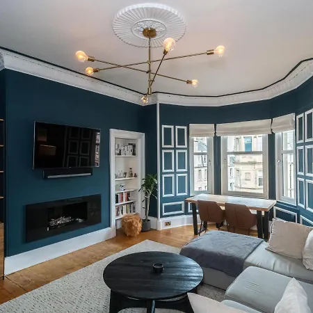 Apartment Pass The Keys Luxury Top Floor 2 Bedroom