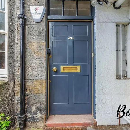 דירה Montmartre - New Town 3br-3ba Main Door - By Bonjour Residences *