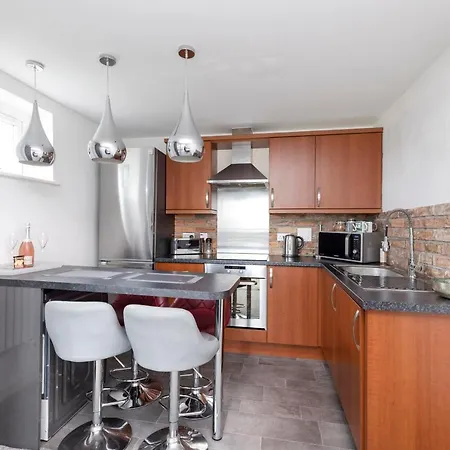 Joivy Elegant Flat With Balcony Apartment *