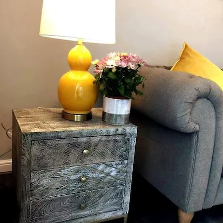 Διαμέρισμα Newly Renovated 2 Bdr Near Haymarket, Free Parking *