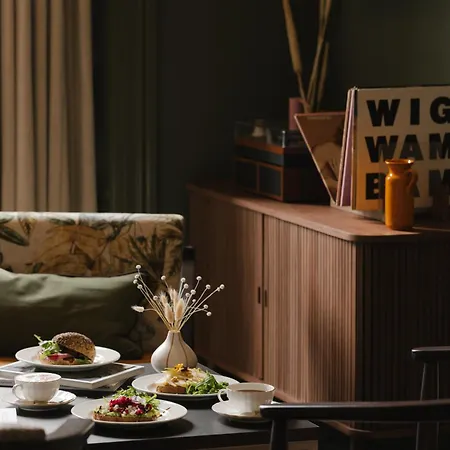 Heeton Concept Queen Street