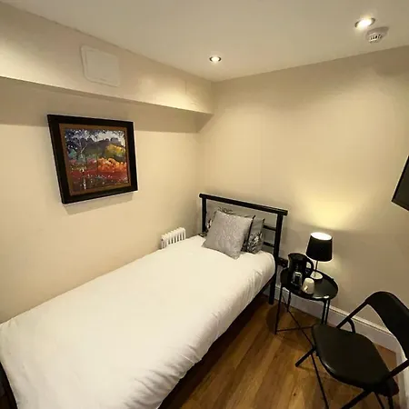 Cosy Single Edinburgh