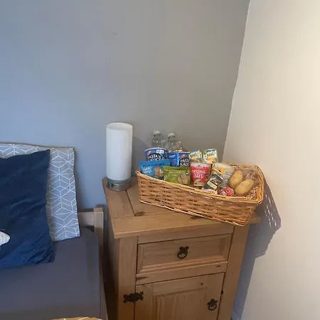 Cosy Loft In Morningside, *