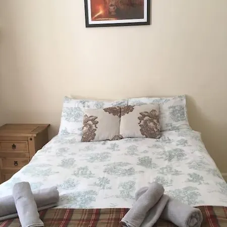 Caledonian - Charming 1 Bed Flat