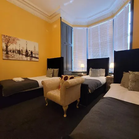 - Gilmore בית הארחה אדינבורו