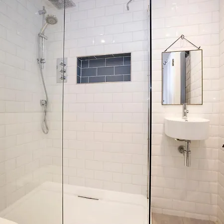 Apartment Joivy Splendid Near Haymarket Edinburgh