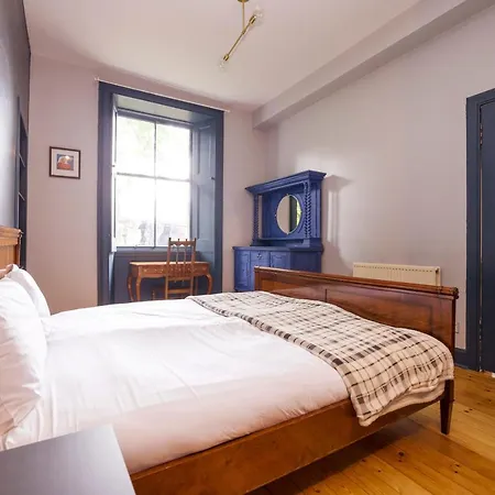 Apartment Joivy Splendid Near Haymarket Edinburgh