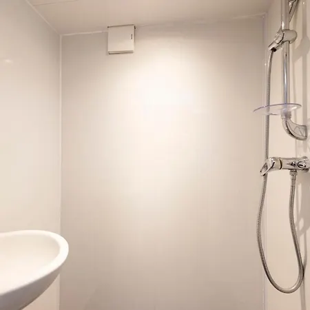 ホステル New Town