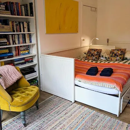 Habitación en casa particular Private With Terrace And Free Parking *