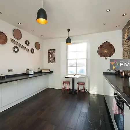 아파트 Luxury In Edinburgh's Old Town *