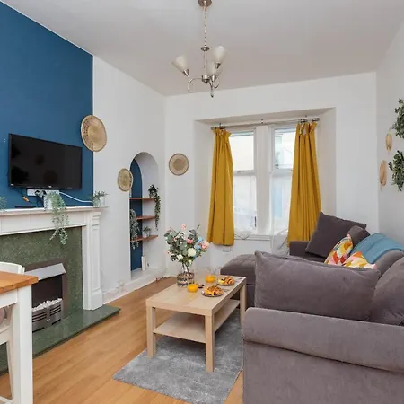 Warm 1bed Flat Leith Walk * 爱丁堡