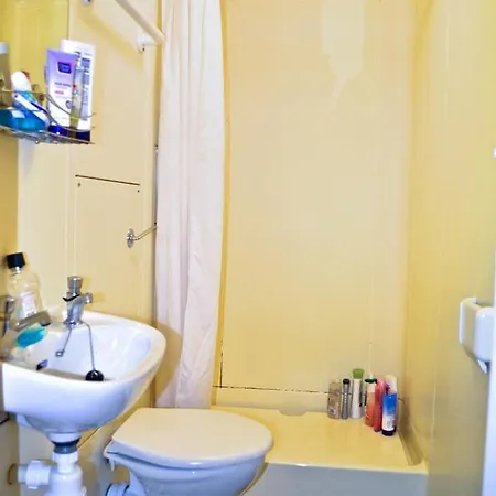 Darroch Court - Self Catering Flats Διαμέρισμα *