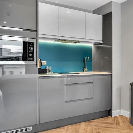 Roomzzz Ξενοδοχείο με διαμερίσματα