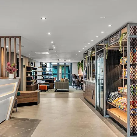 Lejlighedshotel Roomzzz 4*