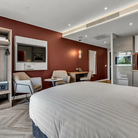 Ξενοδοχείο με διαμερίσματα Roomzzz