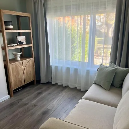 Vakantiehuis House With Garden And Parking 15 Min To Center Edinburgh