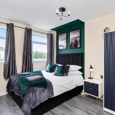 Boutique 3 Bed House - Parking - Garden * Edimburgo