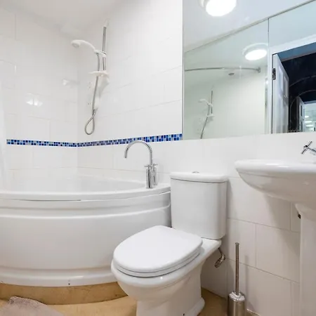 Elegant 2-bedroom In Centre Edynburg