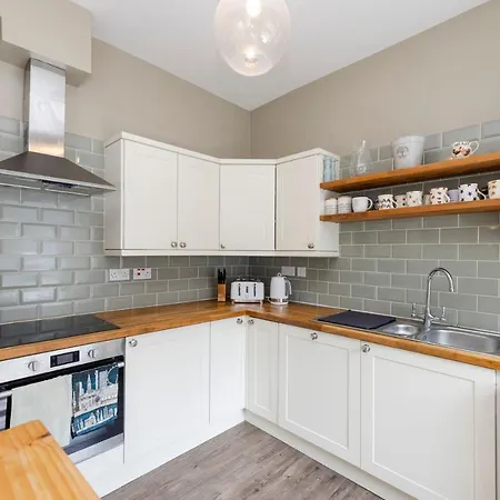 Elegant 2-bedroom In Centre * Edynburg