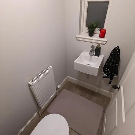 2 Bedroom Luxury At The Heart Of The Edimburgo