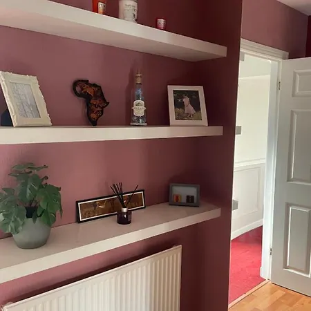 Accommodatie bij particulieren Karibu Near The Airport Edinburgh