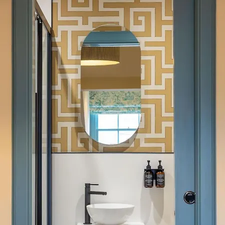 Eleven Stafford Street Townhouse (adults Only)