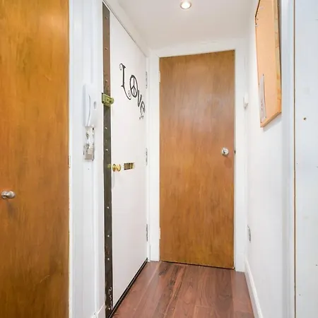 Cosy - Pass The Keys *