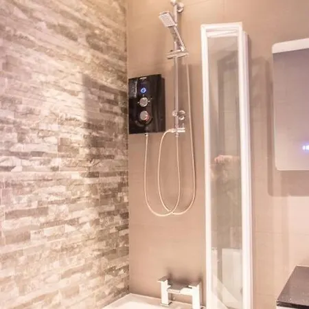 My Waterfront Apartment, Views Over Water Of Leith Lägenhet