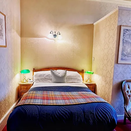Rosehall 3*