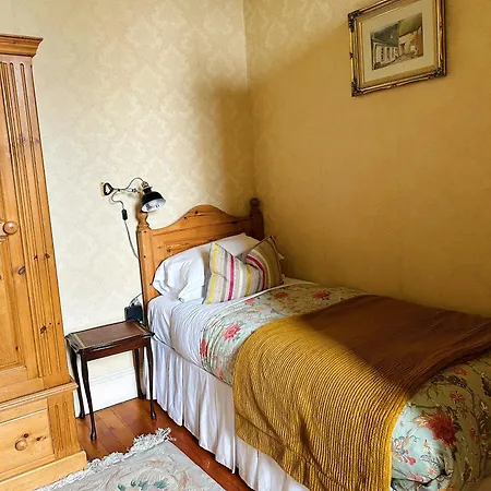 Rosehall 3* Эдинбург