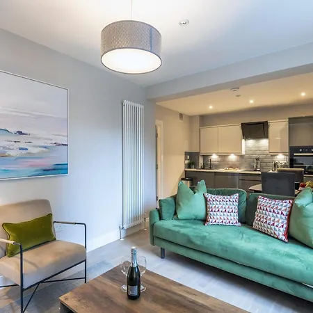 Dragon - Centre 2 Bed * Edinburgh