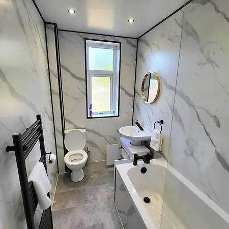 4 Bedrooms By Sensational Short Lets & Serviced Εδιμβούργο