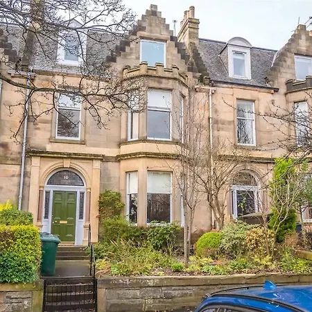 Beautiful & Bright 2 Bed Flat Murrayfield 에든버러